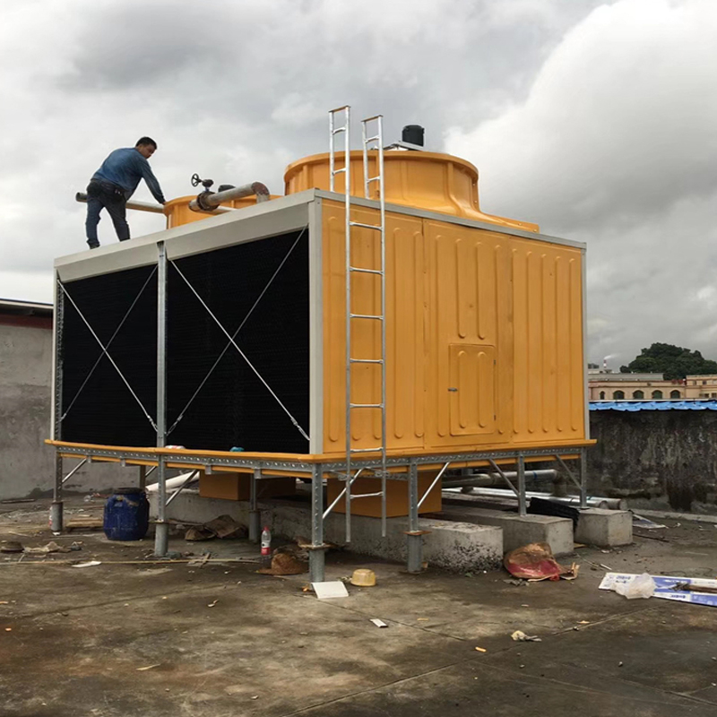 Structural characteristics of cross-flow square cooling tower